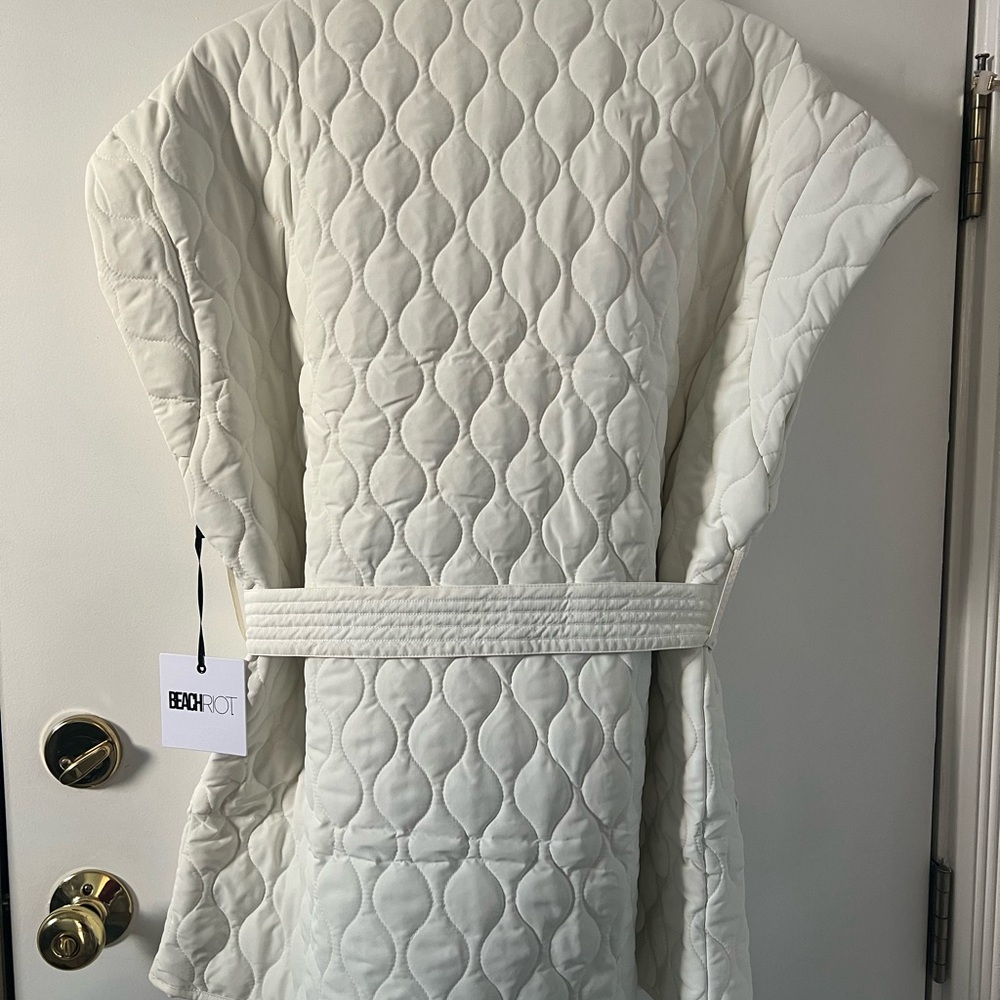 Beach Riot Ivory Quilted Vest - Picture 6 of 9